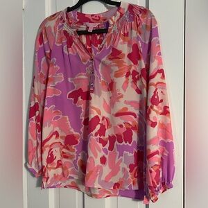 Lilly Pulitzer 100% Silk Blouse. Size XS excellent condition